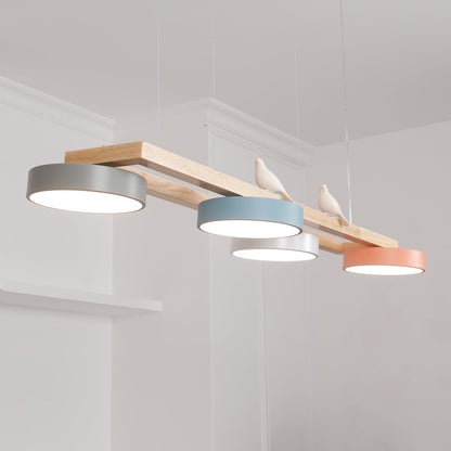 Vogel-Kronleuchter, Holzbalken, Metall, Acrylharz, integrierte LED, helles weißes Licht