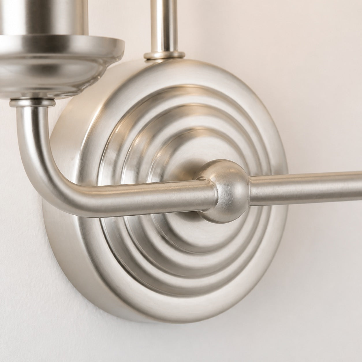 Tela Classic Wall Sconce with Fabric Shade – Elegant Metal Finish Wall Light for Living Room / Bedroom