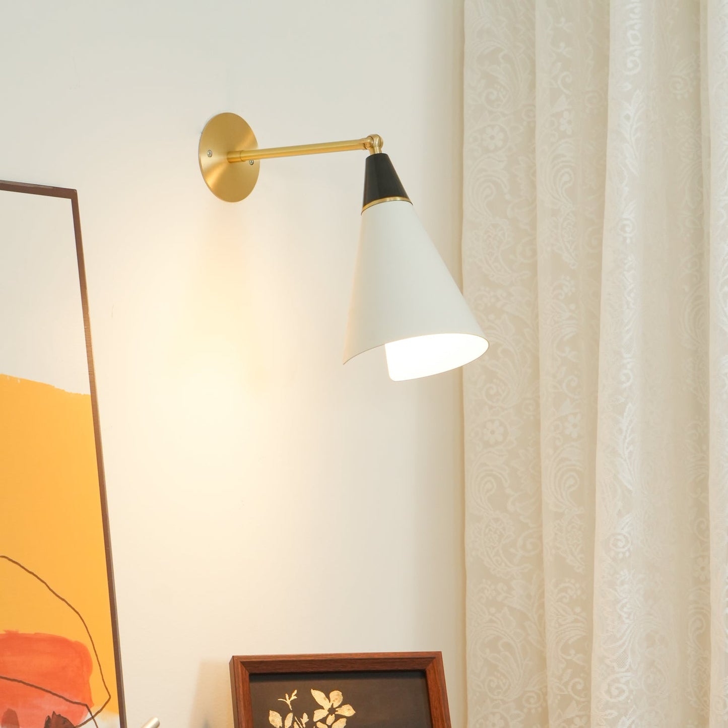Magari Mid Century Wandleuchte Messing Schwenkbar
