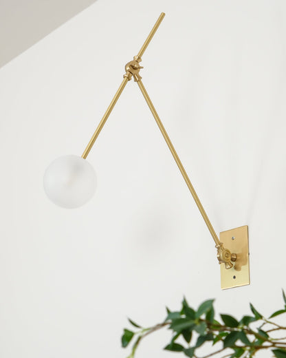Magari Mid Century Wandleuchte Messing Schwenkbar