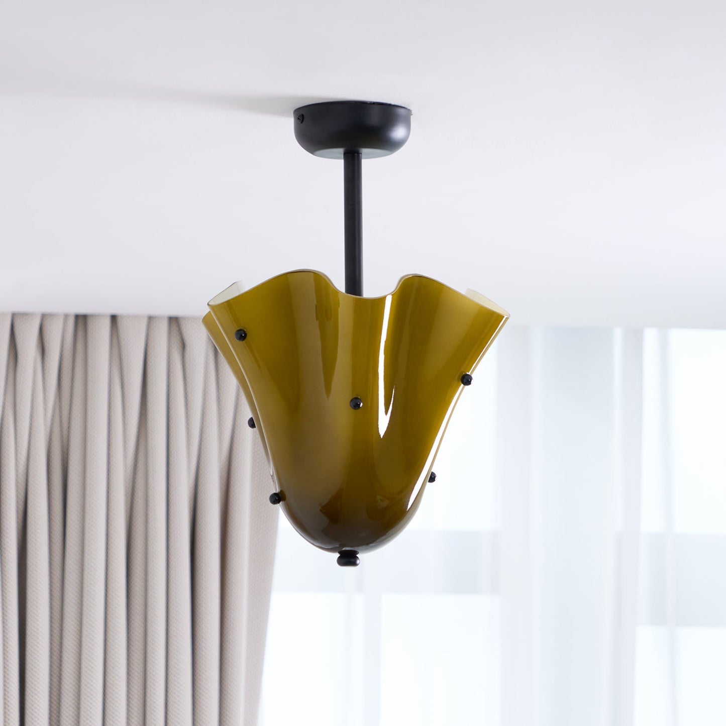 Bellina Sculptural Bloom Modern Ceiling Light – Perfect for Living Room & Bedroom