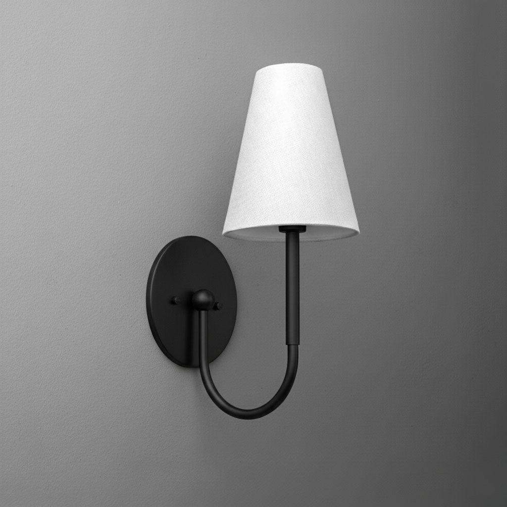 Curva Metal Collection Traditional Wall Light - Brass Finish with Shade