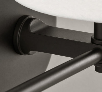 Everett Modernes Metall Wandlicht mit Stoffschirm - Ideal für Bad oder Wohnbereiche