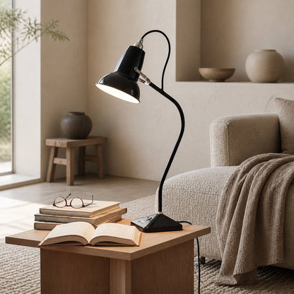 Modryx Mini Table Lamp – Pyramid Base Classic Heritage Design for Home