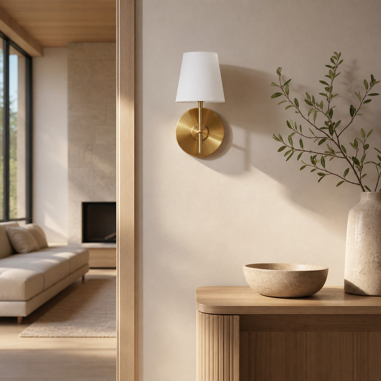 Ornato Elegante Mid Century Sconce mit schlanker Silhouette und warmem Licht für Leseecke oder Schlafbereich