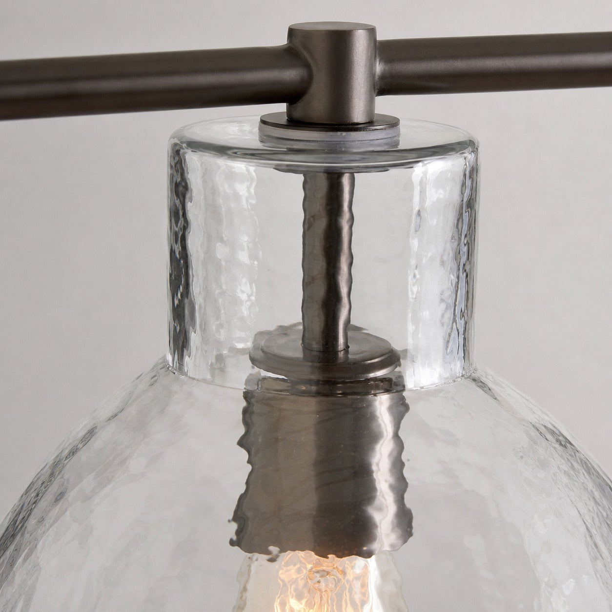 Glavira Linear-Kronleuchter aus recyceltem Glas – elegante, moderne Beleuchtung