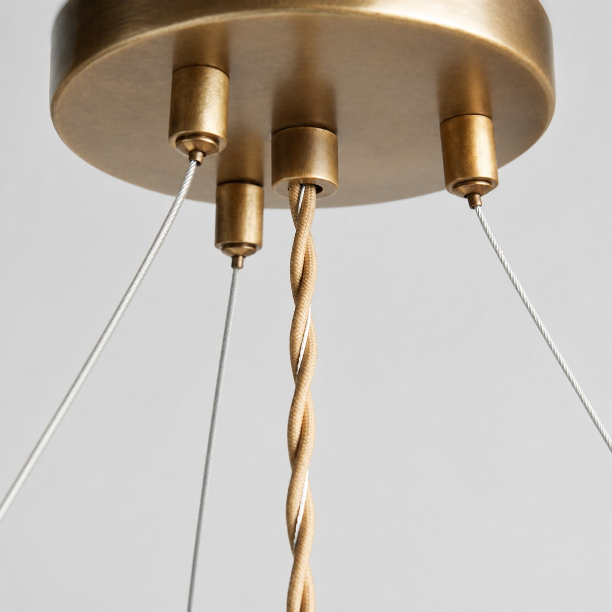 Wickara Ceiling Light Wicker Parasol Shade – Mixed-Material Ceiling Fixture for Living Room or Hallway