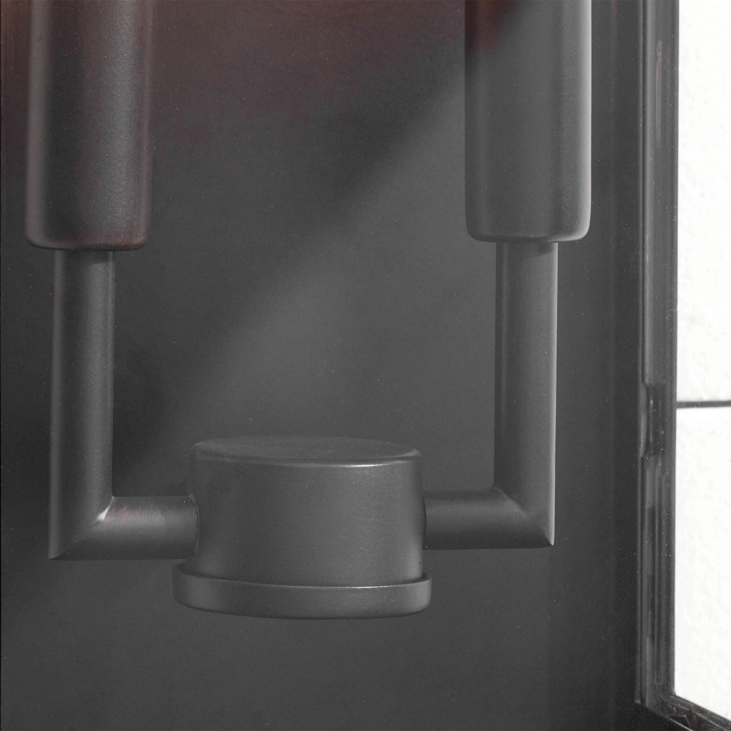 Ferrix Industrial Wall Lamp – Iron & Glass for Garden & Patio