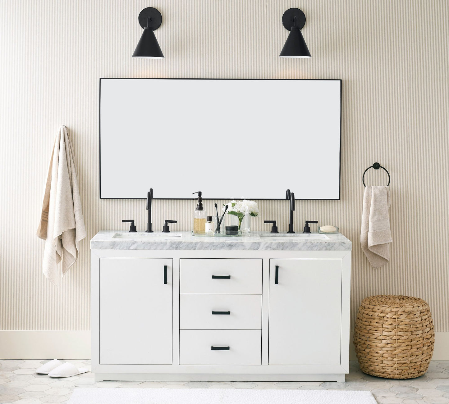 Korvi Tapered Wall Sconce – Industrial Modern Fixture for Bathroom, Hallway, or Covered Outdoor Use