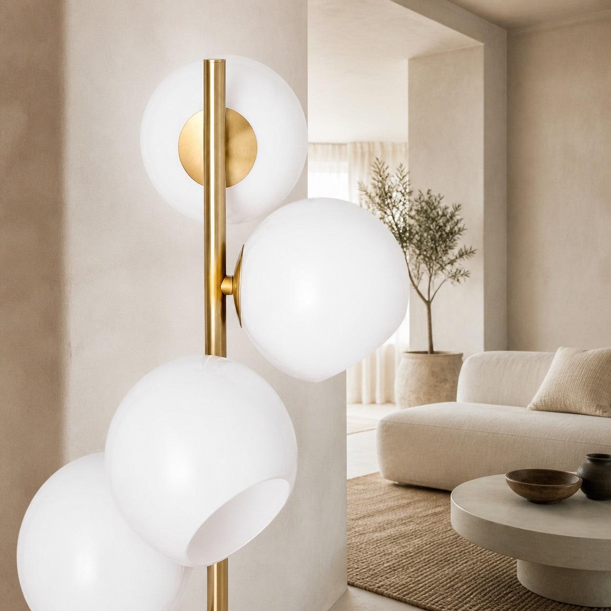 Brina Glass Multi-Light Stehleuchte – Moderne Stehleuchte mit Eleganz