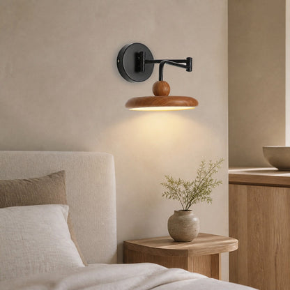 Karlin Wall Lamp