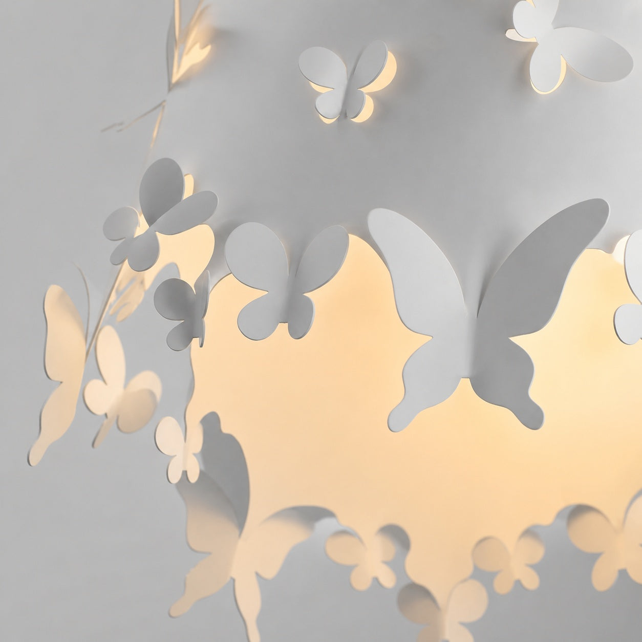 Alaria Design Pendant Lamp - Artistic Pendant Light with Ambient Shadow for Living Room