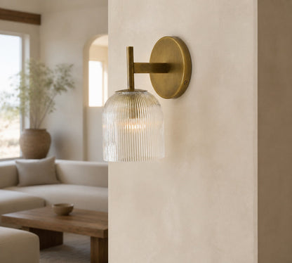 Bravira Wandleuchte aus geripptem Glas – Wandleuchte aus Metall mit klarem Glasschirm