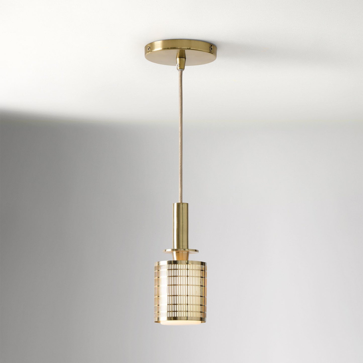 Galvia Adjustable Metal Pendant - Modern Lighting for Dining Areas