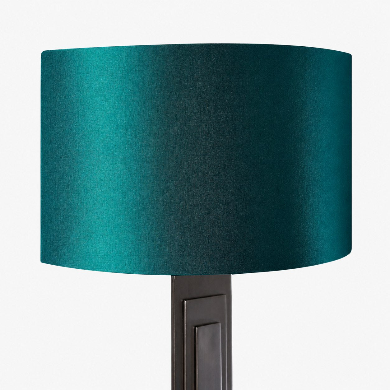 Linexis Wandleuchte im Vintage-Stil mit skulpturalem Armdesign – Moderner Art-Deco-Stil für Flure und Schlafzimmer