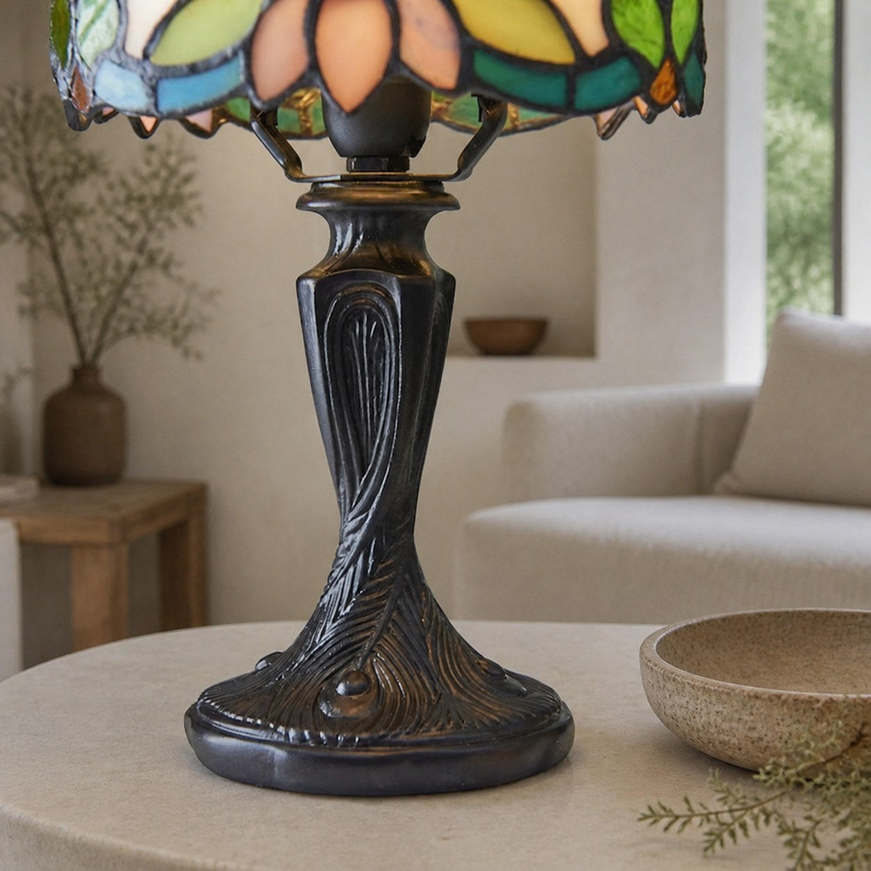 Calyra Vintage Floral Stained Glass Table Lamp — Art Deco Tiffany Style Accent Light for Bedside and Living Room