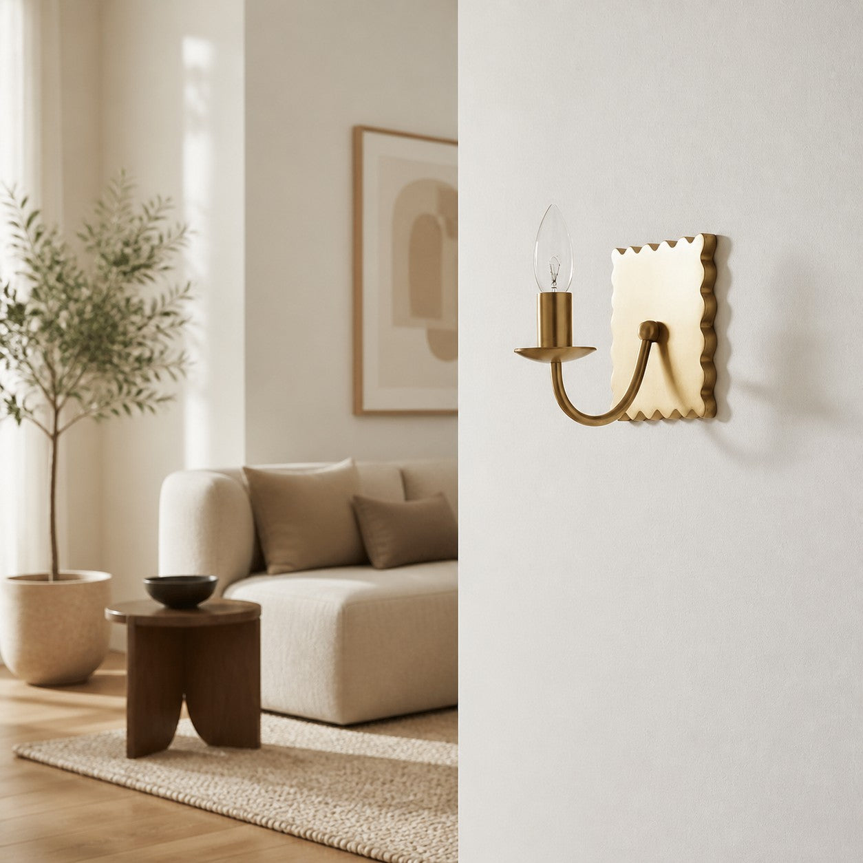 Modo Decorative Wall Light – Modern Wavy Metal Wall Sconce for Bedrooms and Hallways