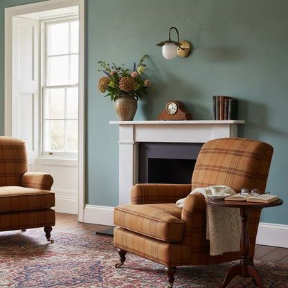 Curva Metal Arched Brass Wall Sconce - Elegant Metal Light for Modern Interiors