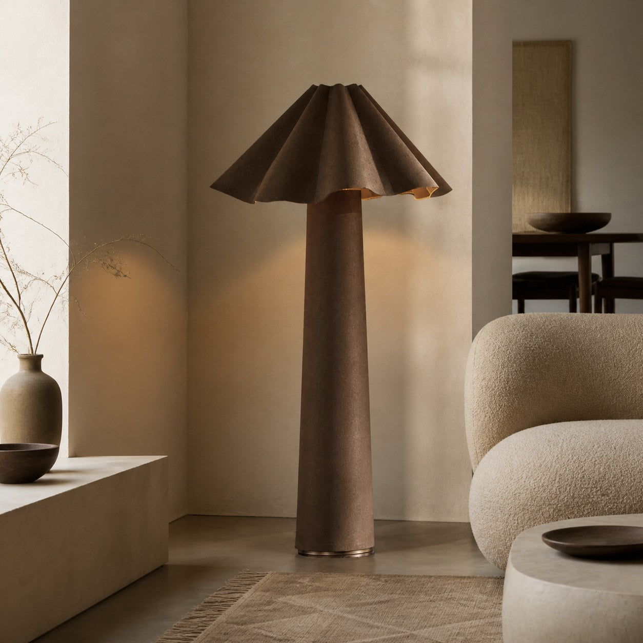 Weavara Skulpturale Stehleuchte – Modernes Übergangsdesign für Wohnzimmer und Lounges