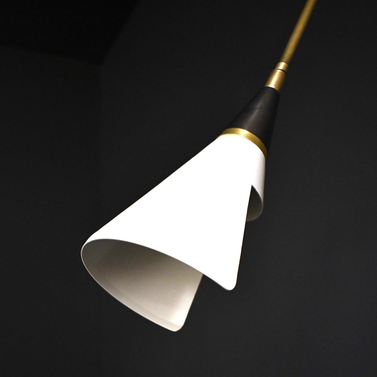 Magari Mid Century Wandleuchte Messing Schwenkbar