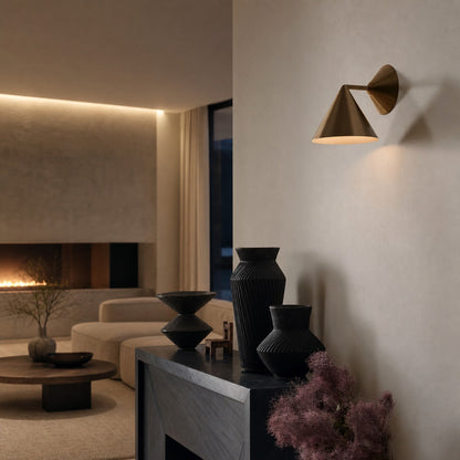 Brivana Wandleuchte – Moderne Metall-Wandlampe für Schlafzimmer & Flur