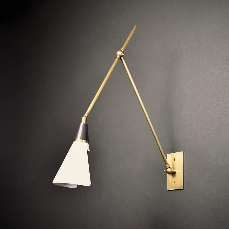 Magari Mid Century Wandleuchte Messing Schwenkbar