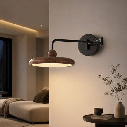 Karlin Wall Lamp