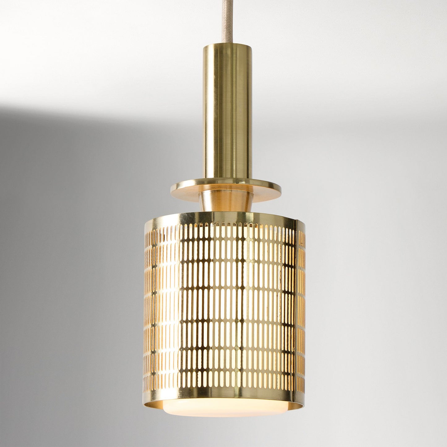 Galvia Adjustable Metal Pendant - Modern Lighting for Dining Areas