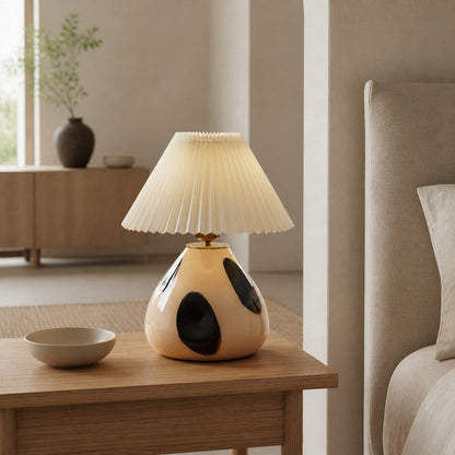 Undara Table Lamp - Pleated Fabric Shade Glass-Base Decorative Lamp for Living Room