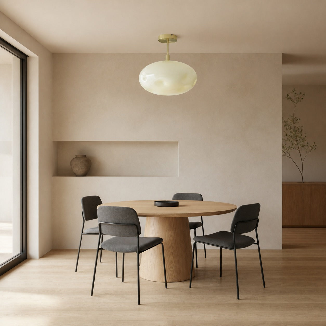 Orra Deckenleuchte – Skulpturales Kugeldesign, modern, minimalistisch, vielseitig für das Wohnzimmer