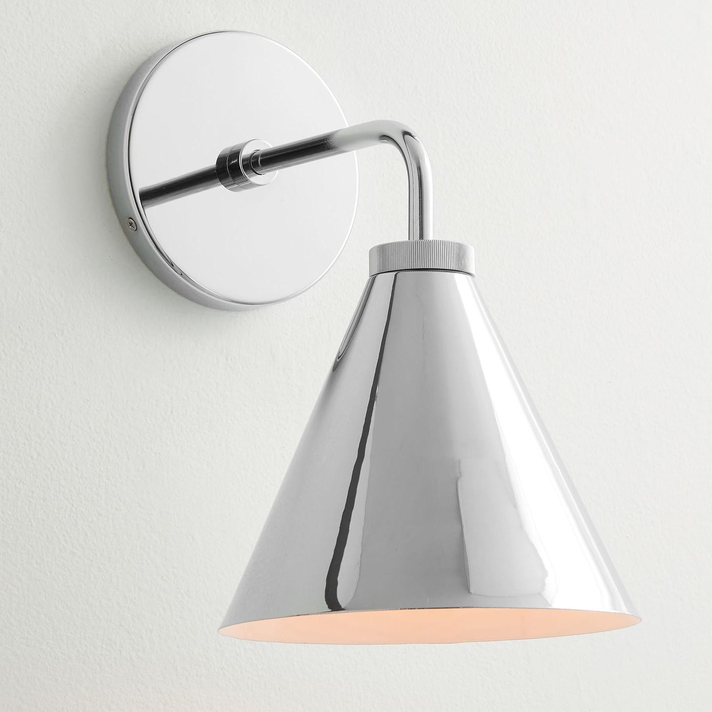 Retro-Wandleuchte aus Metall im Kegeldesign mit klassischem Design