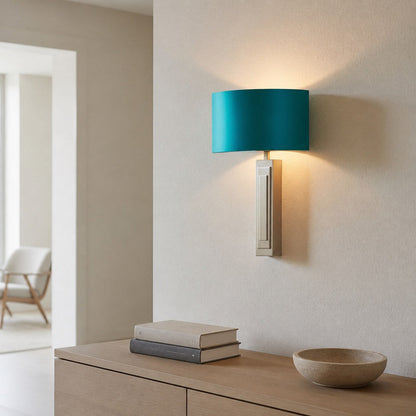 Linexis Wandleuchte im Vintage-Stil mit skulpturalem Armdesign – Moderner Art-Deco-Stil für Flure und Schlafzimmer
