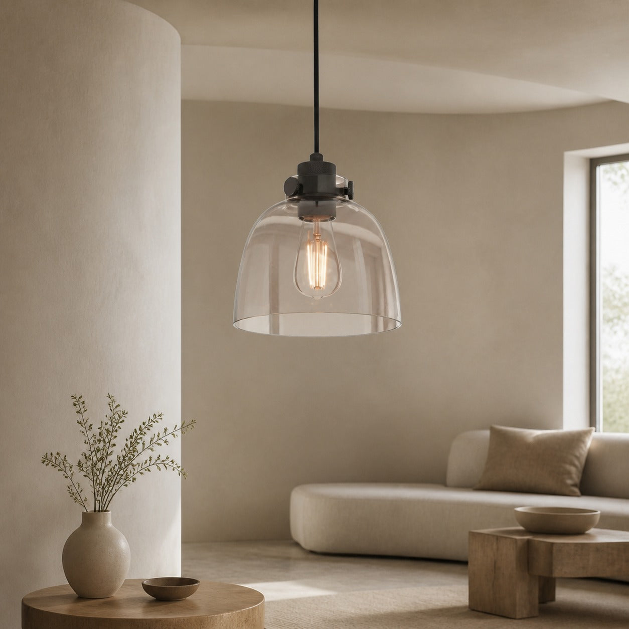 Pendelleuchte aus getöntem Glas von Readium – minimalistischer, verstellbarer Kuppelschirm für Kücheninsel und Esszimmer