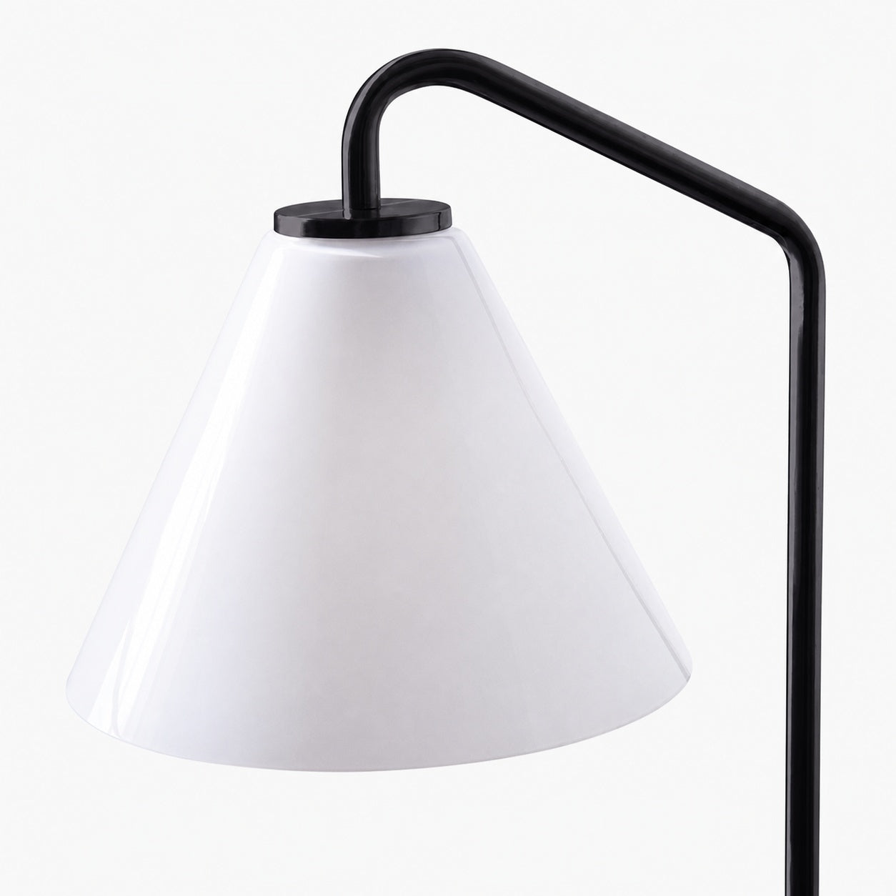 Conica Skulpturale Kegel-Tischlampe – Moderne Glasbeleuchtung für Schlafzimmer oder Schreibtisch