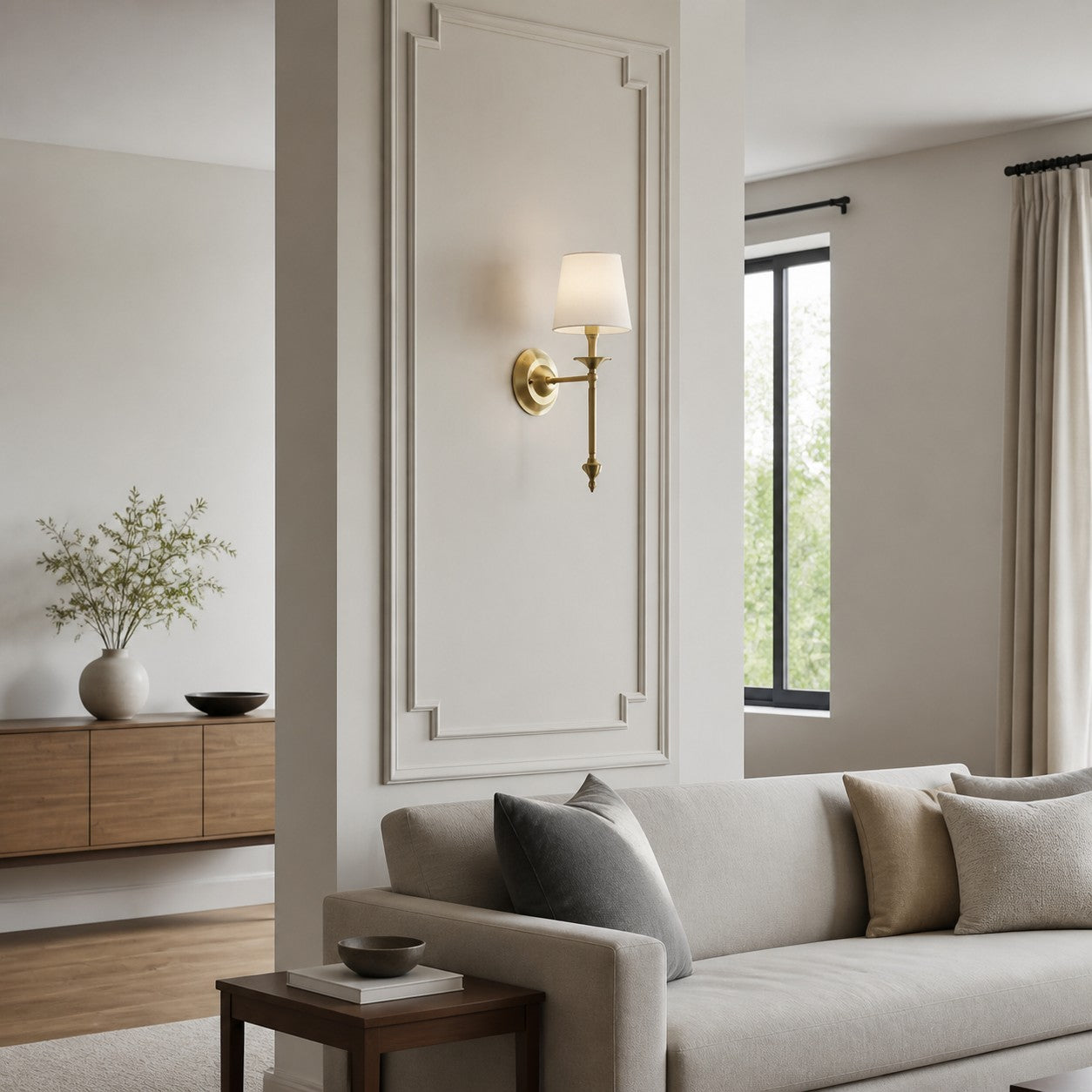 Arcuma Copper Wall Fixture – Elegant Sconce for Traditional and Transitional Interiors