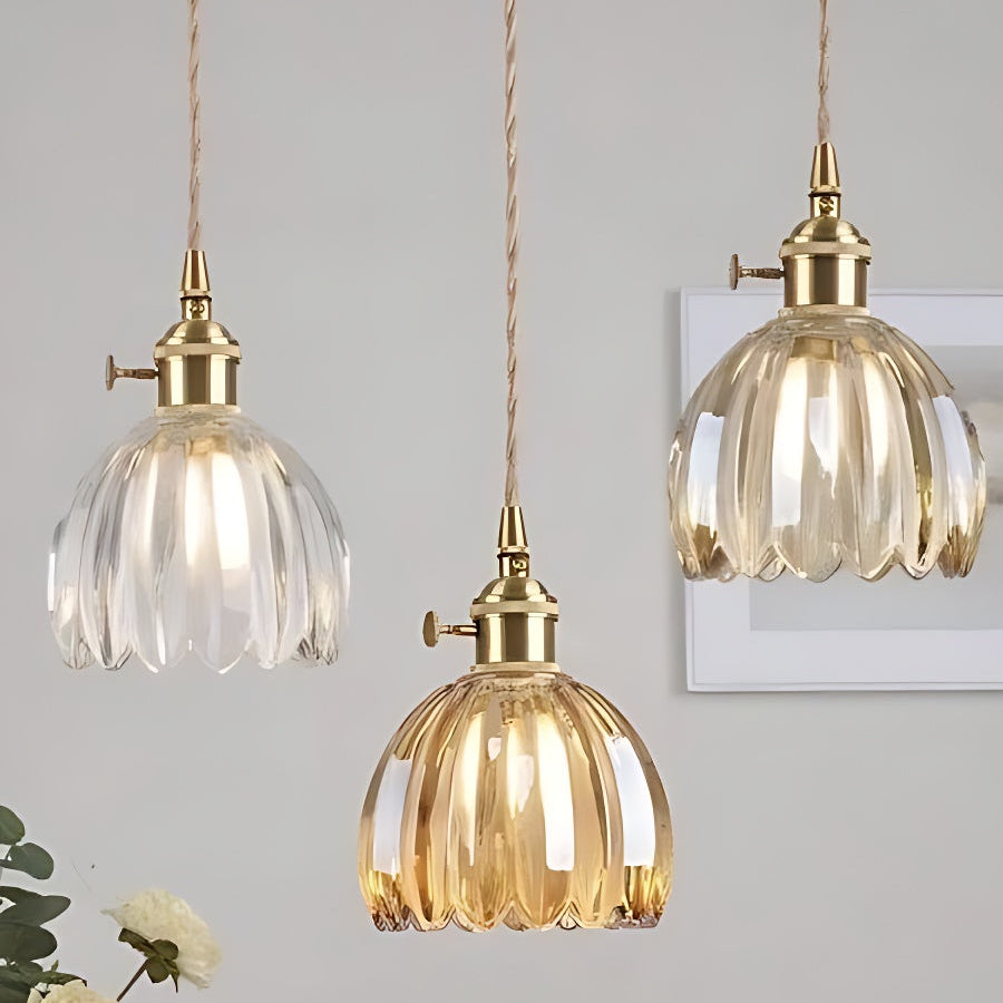 Japanische Retro-Pendelleuchte mit Glasblumen