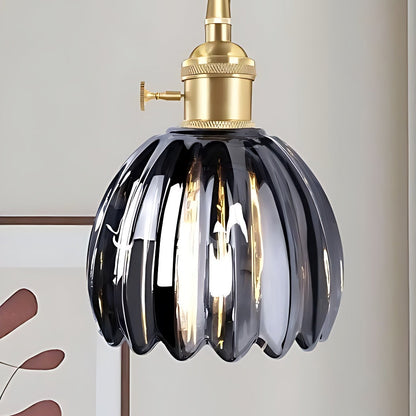 Japanische Retro-Pendelleuchte mit Glasblumen