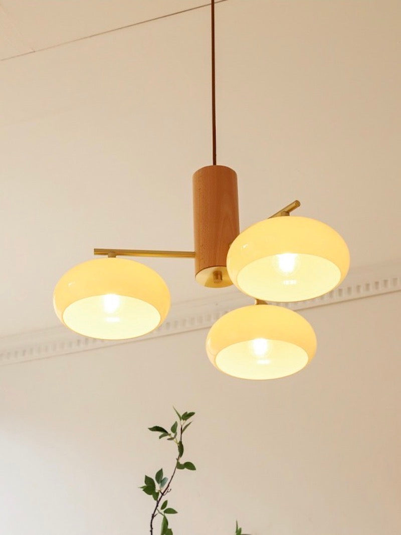 Mittelalterlicher Kronleuchter im Blockhausstil im Vintage-Stil