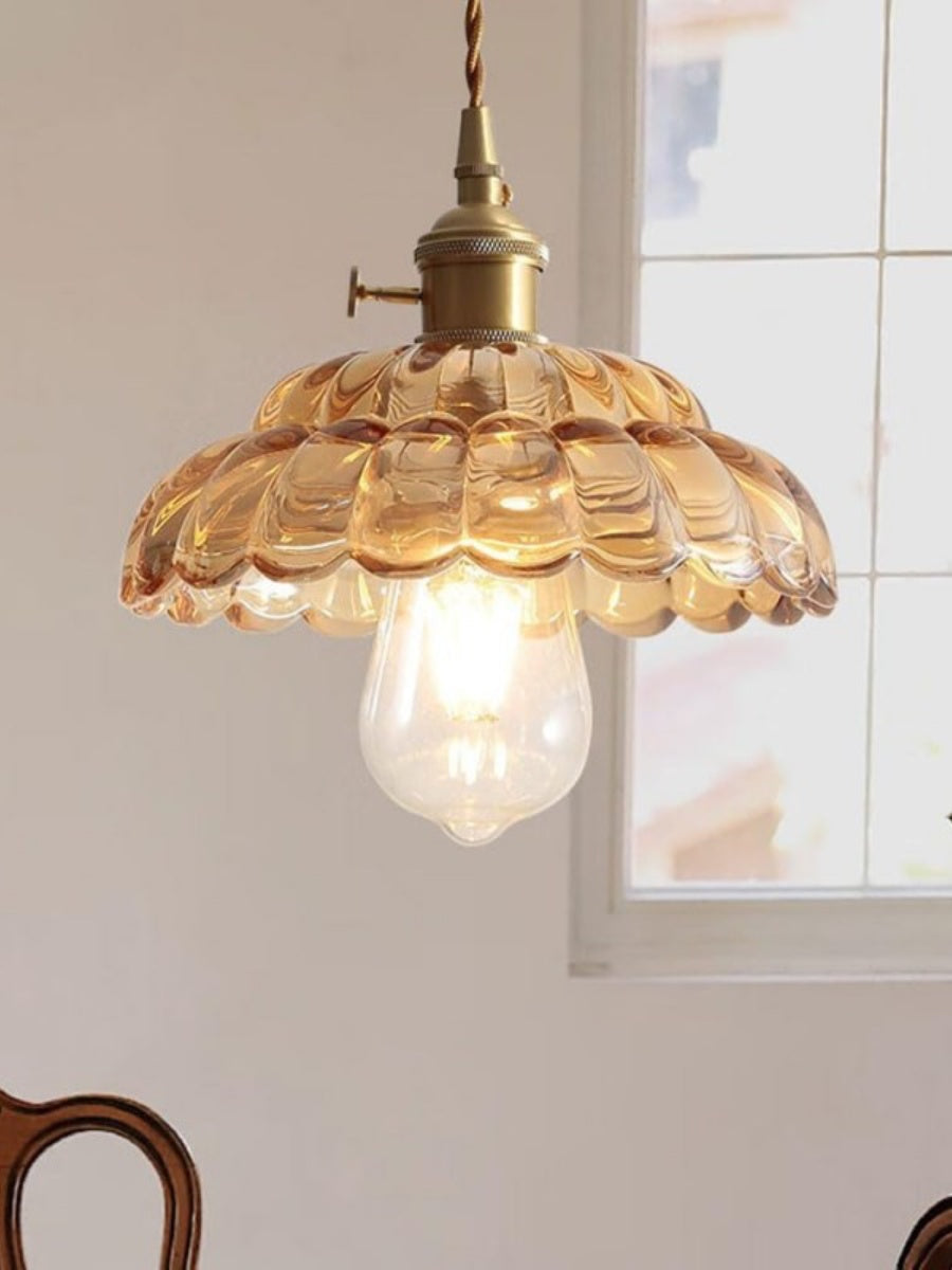 Vintage Pendelleuchte aus klarem Blütenglas für Schlafzimmer