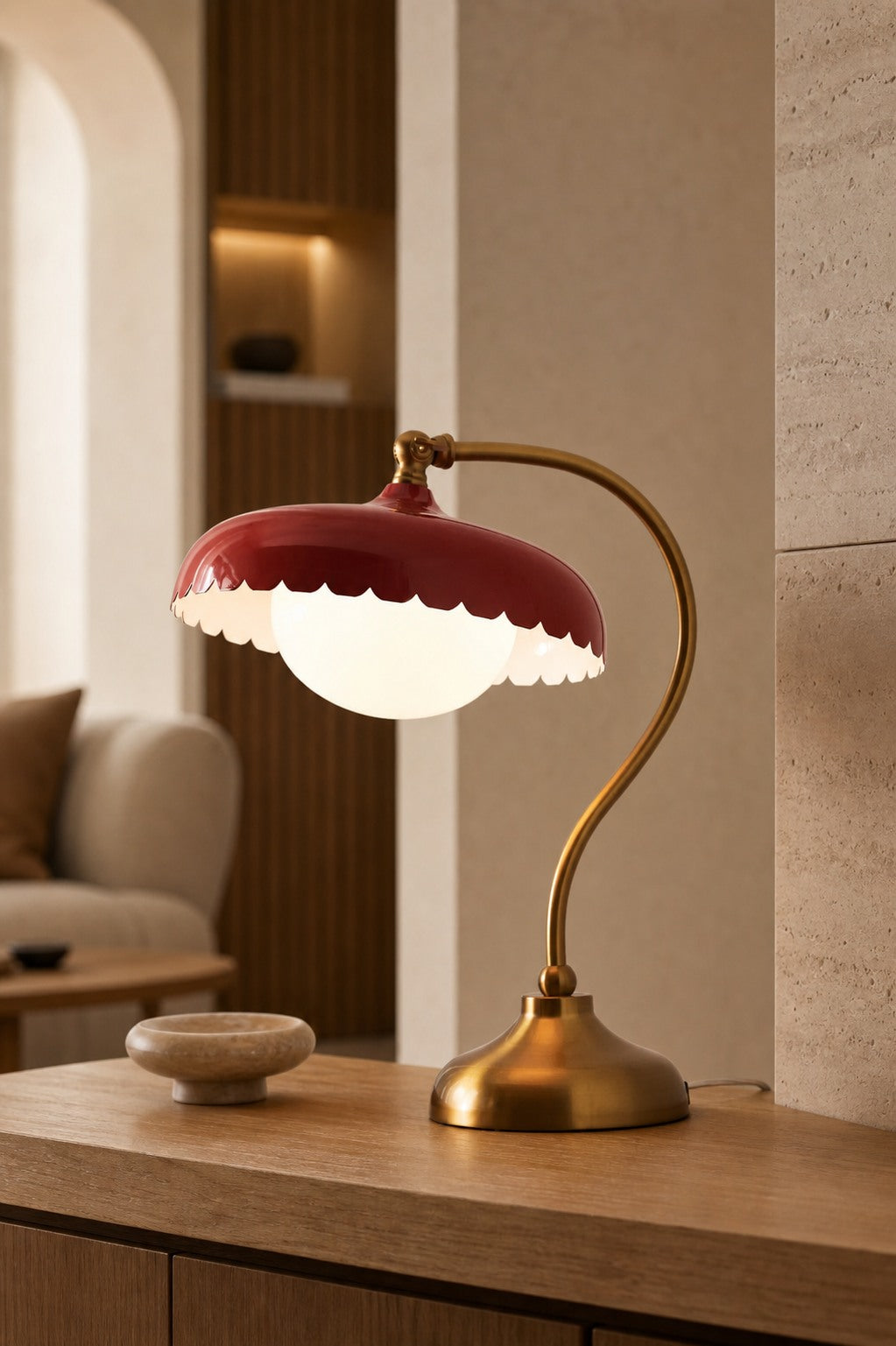 Rayla Elegante Scallop Glas Tischlampe - Atmosphärisches Licht - Schreibtisch oder Beistelltisch