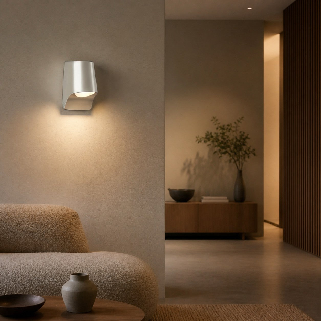 Minimalistische Wandlaterne von Rivathis aus Metall in Zinnoptik – Stilvolle Verandaleuchte, ideal für Eingangsbereich oder Garten