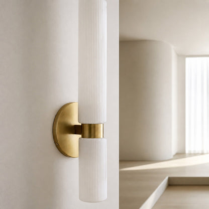 Rivora Doppel-Wandleuchte aus geriffeltem Glas, kurze Form, für drinnen und draußen, elegante Wandleuchte