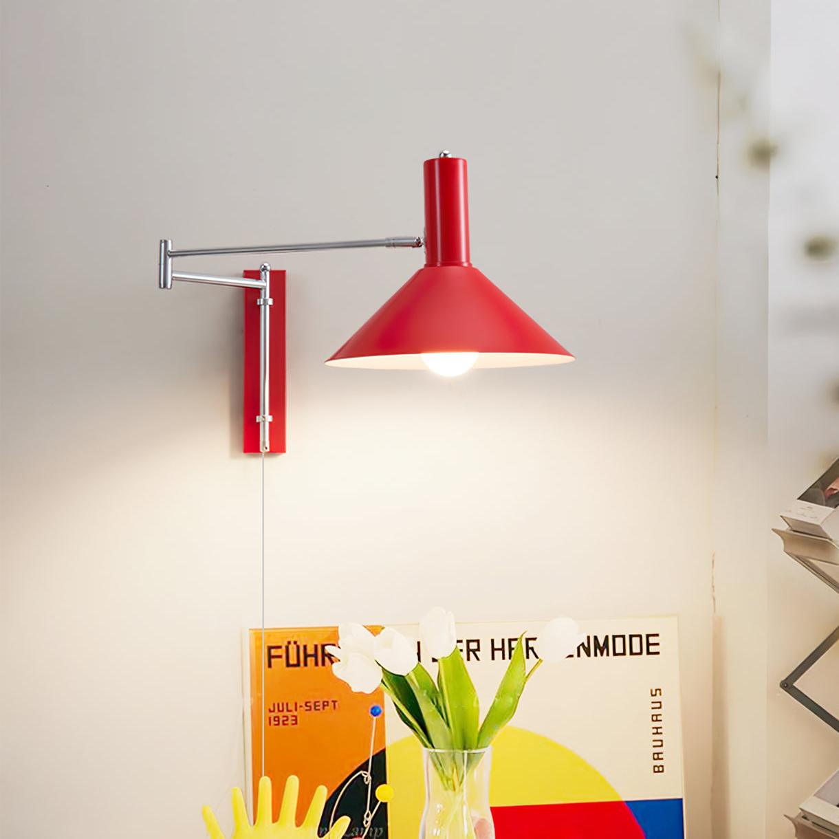 Moderne Bauhaus Schwenkbare Wandleuchte für Esstisch mit Kabel und Stecker