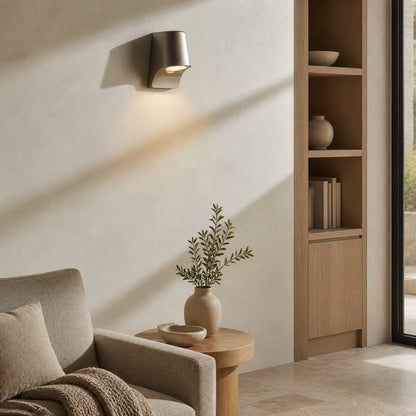 Minimalistische Wandlaterne von Rivathis aus Metall in Zinnoptik – Stilvolle Verandaleuchte, ideal für Eingangsbereich oder Garten