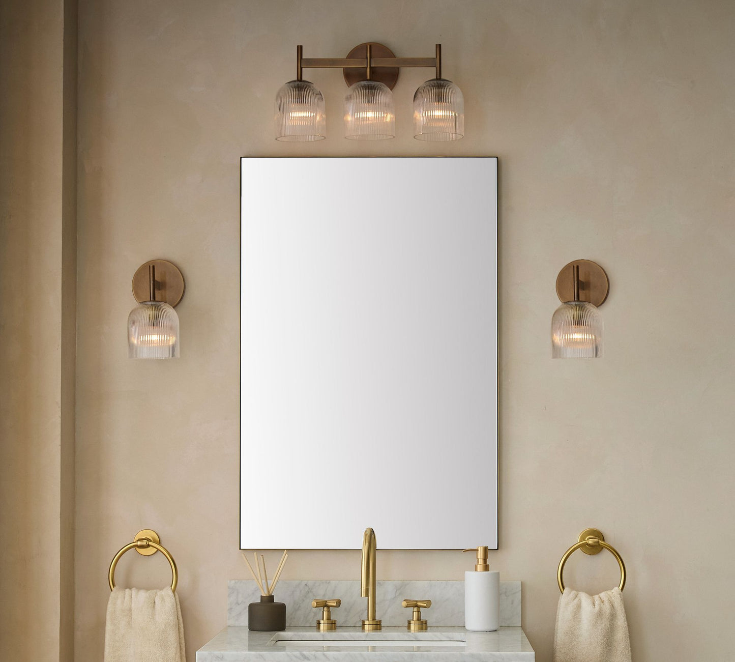 Bravira Ribbed Glass Sconce - Metal Wall Light with Clear Glass Shade