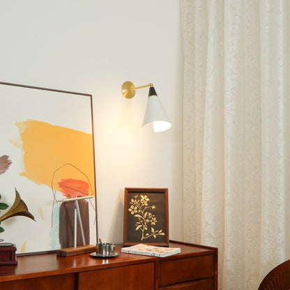 Magari Mid Century Wandleuchte Messing Schwenkbar