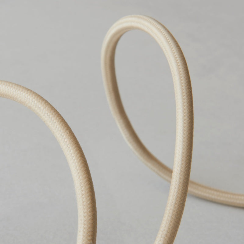 Moderne Pendelleuchte aus Messing von Plaitar – Minimalistische Deckenleuchte mit geflochtenem Kabel für Flure