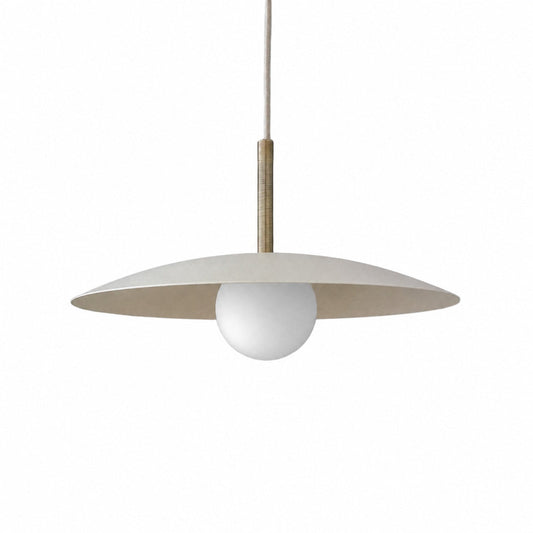 Minimalistische Pendelleuchte Curva aus Metall – moderner Messing-Akzent-Scheibenschirm