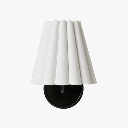 Ruffmeto Fabric Wall Sconce – Featuring Pleated Detailing on a Sculptural Metal Frame for Study or Hallway