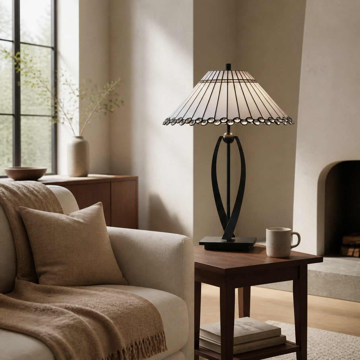 TF Allanton Tischleuchte mit konischer Form – Vintage-Glasleuchte mit geometrischer Geometrie für Nachttisch und Arbeitszimmer